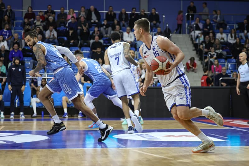 Basketball. ORLEN Basket Liga. MKS Dabrowa Gornicza - Gornik Walbrzych. 22.11.2025