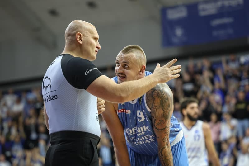 Basketball. ORLEN Basket Liga. MKS Dabrowa Gornicza - Gornik Walbrzych. 22.11.2025