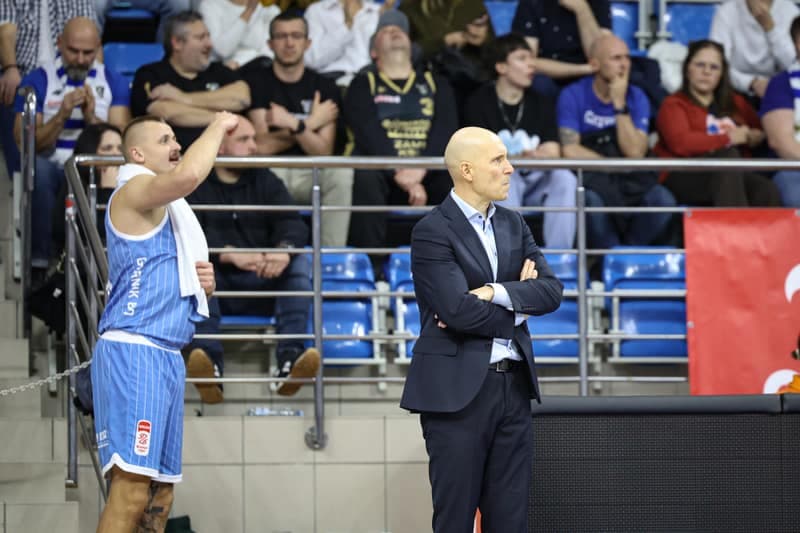 Basketball. ORLEN Basket Liga. MKS Dabrowa Gornicza - Gornik Walbrzych. 22.11.2025