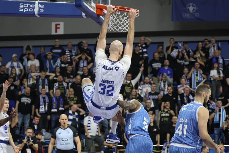 Basketball. ORLEN Basket Liga. MKS Dabrowa Gornicza - Gornik Walbrzych. 22.11.2025