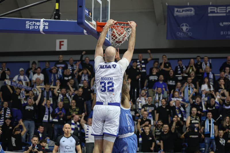Basketball. ORLEN Basket Liga. MKS Dabrowa Gornicza - Gornik Walbrzych. 22.11.2025