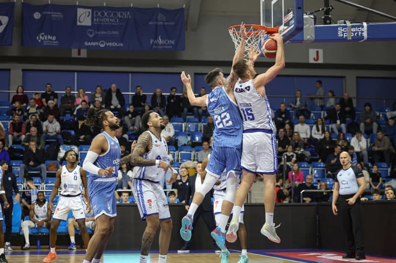 Basketball. ORLEN Basket Liga. MKS Dabrowa Gornicza - Gornik Walbrzych. 22.11.2025