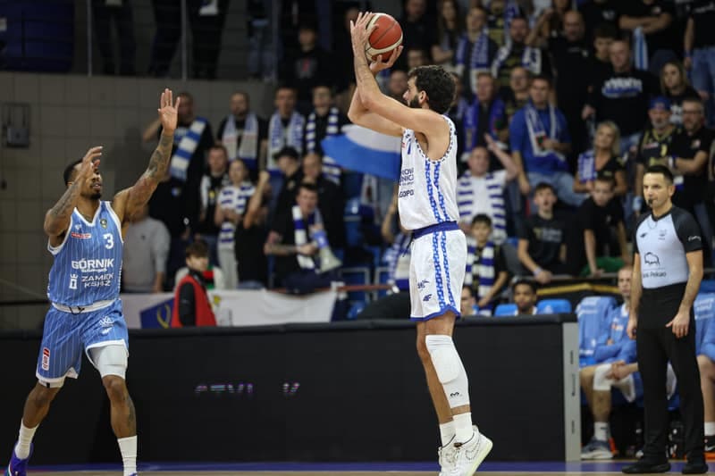 Basketball. ORLEN Basket Liga. MKS Dabrowa Gornicza - Gornik Walbrzych. 22.11.2025