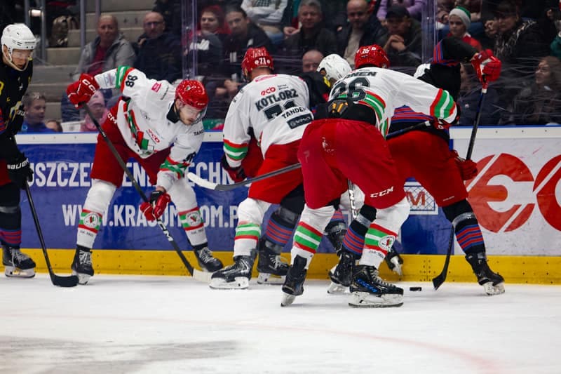 Ice Hockey. Tauron Hokej Liga. Zaglebie Sosnowiec - Polonia Bytom. 24.10.2025
