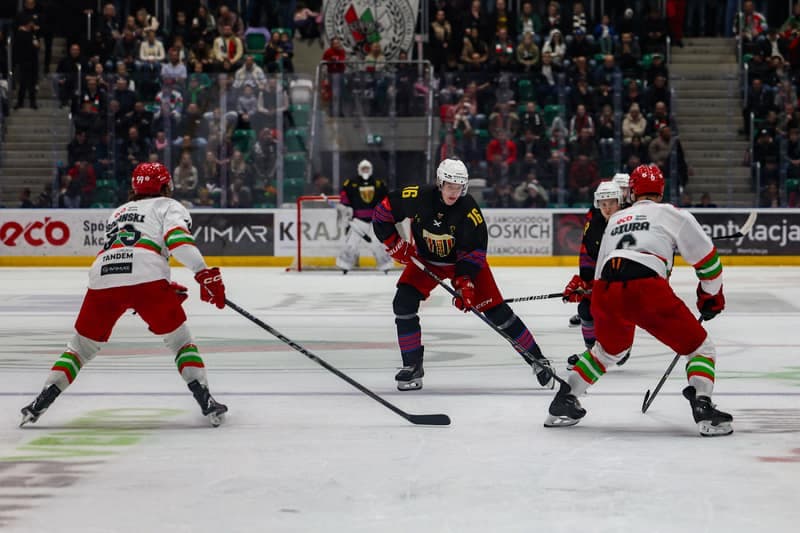 Ice Hockey. Tauron Hokej Liga. Zaglebie Sosnowiec - Polonia Bytom. 24.10.2025