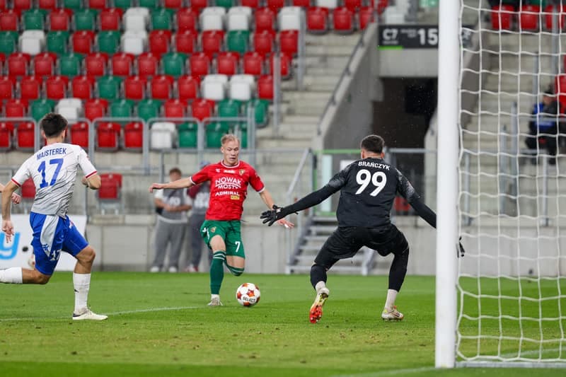 Football. Betclic 2 Liga. Zaglebie Sosnowiec - Podbeskidzie Bielsko Biala. 22.10.2025