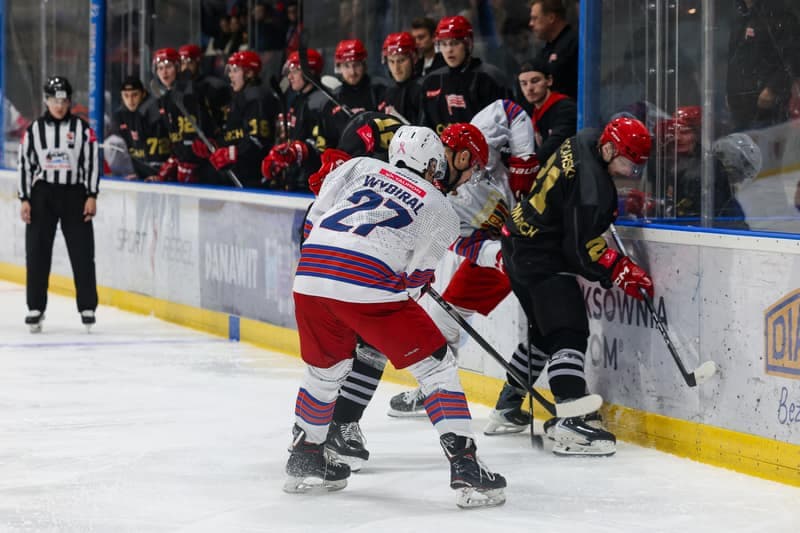 Ice Hockey. Polska Hokej Liga. Polonia Bytom - Cracovia. 21.10.2025