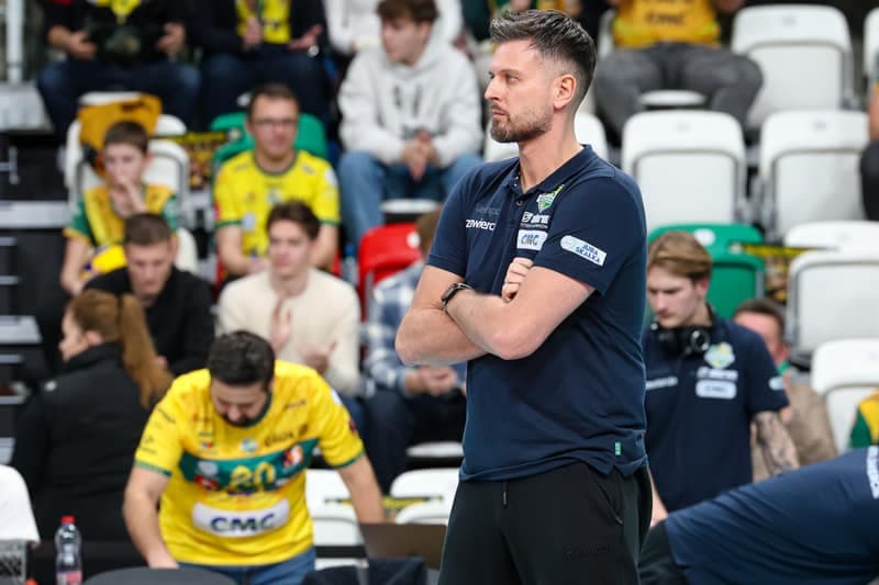 Volleyball. CEV Champions League. Aluron CMC Warta Zawiercie - Asseco Resovia Rzeszow. 10.12.2025