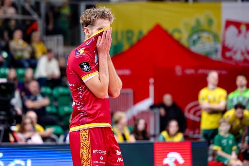 Volleyball. CEV Champions League. Aluron CMC Warta Zawiercie - Asseco Resovia Rzeszow. 10.12.2025