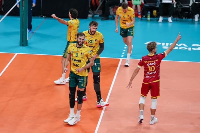 Volleyball. CEV Champions League. Aluron CMC Warta Zawiercie - Asseco Resovia Rzeszow. 10.12.2025
