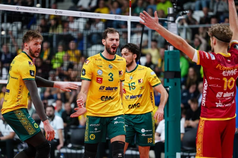 Volleyball. CEV Champions League. Aluron CMC Warta Zawiercie - Asseco Resovia Rzeszow. 10.12.2025