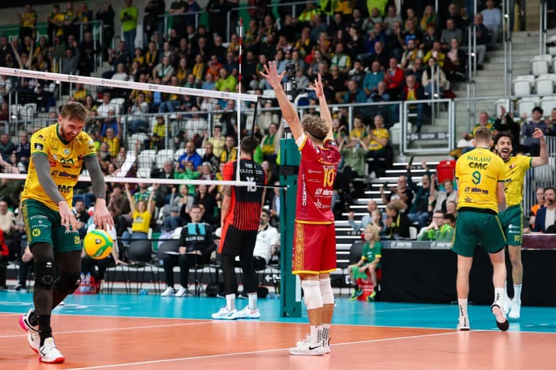 Volleyball. CEV Champions League. Aluron CMC Warta Zawiercie - Asseco Resovia Rzeszow. 10.12.2025