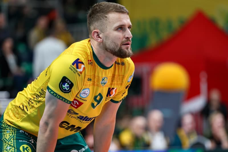 Volleyball. CEV Champions League. Aluron CMC Warta Zawiercie - Asseco Resovia Rzeszow. 10.12.2025