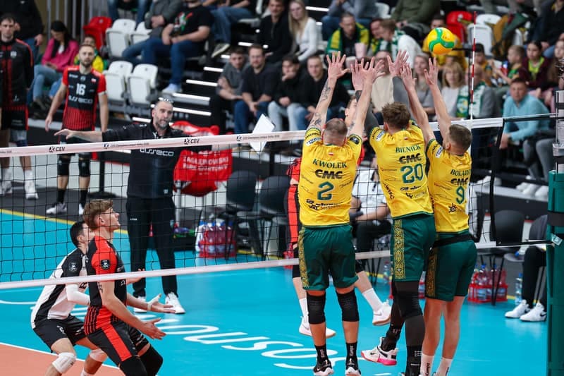 Volleyball. CEV Champions League. Aluron CMC Warta Zawiercie - Asseco Resovia Rzeszow. 10.12.2025