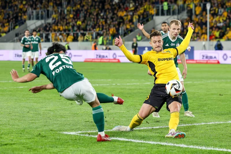Football. PKO BP Ekstraklasa. GKS Katowice - Legia Warsaw. 26.04.2025