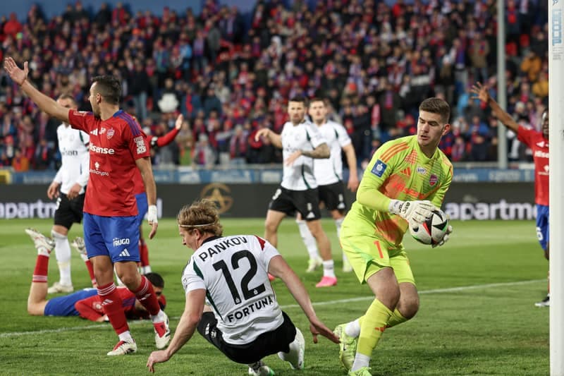 Football. PKO BP Ekstraklasa. Rakow Czestochowa - Legia Warsaw. 16.03.2025