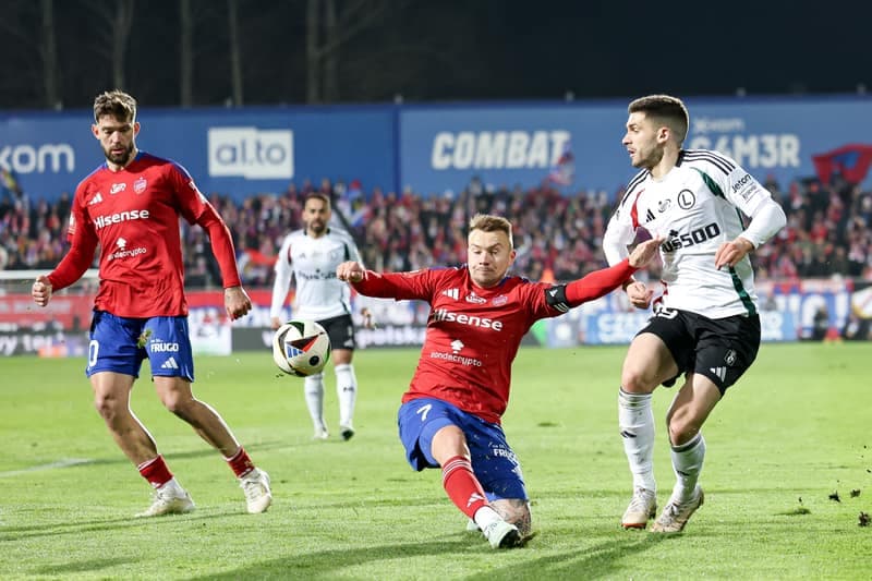 Football. PKO BP Ekstraklasa. Rakow Czestochowa - Legia Warsaw. 16.03.2025