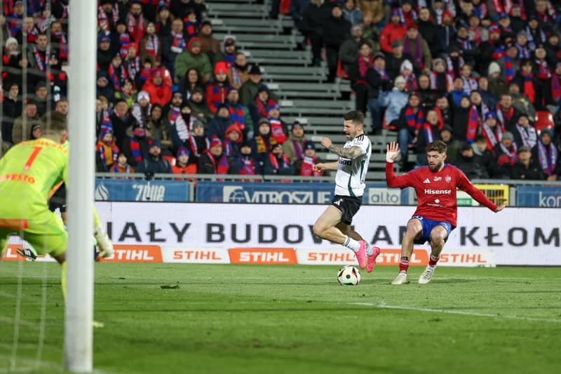 Football. PKO BP Ekstraklasa. Rakow Czestochowa - Legia Warsaw. 16.03.2025