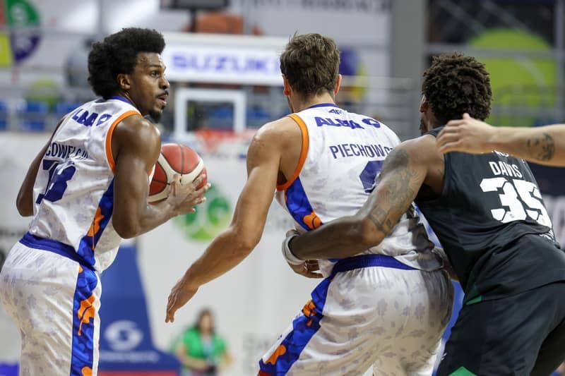 Basketball. Orlen Basket Liga. MKS Dabrowa Gornicza - Slask Wroclaw. 09.03.2025