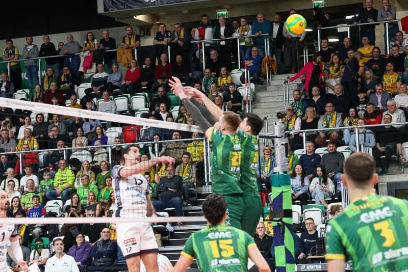 CEV CHAMPIONS LEAGUE, Aluron CMC Warta Zawiercie - MILANO