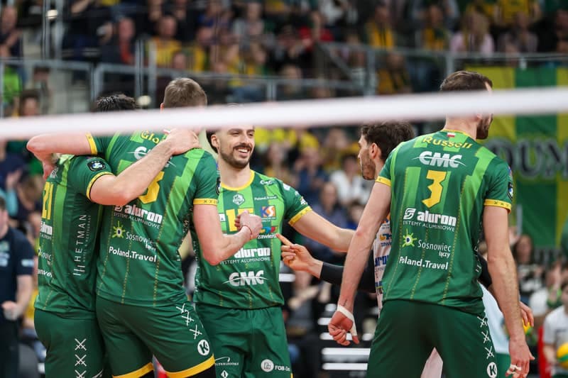 CEV CHAMPIONS LEAGUE, Aluron CMC Warta Zawiercie - MILANO