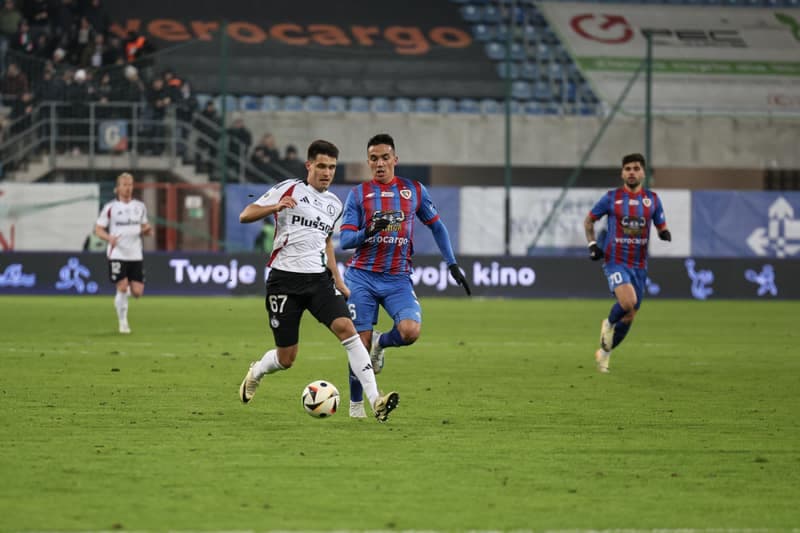 Football. PKO BP Ekstraklasa. Gornik Zabrze - Puszcza Niepolomice. 02.02.2025