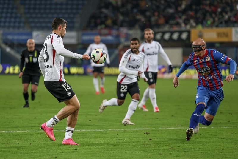 Football. PKO BP Ekstraklasa. Gornik Zabrze - Puszcza Niepolomice. 02.02.2025