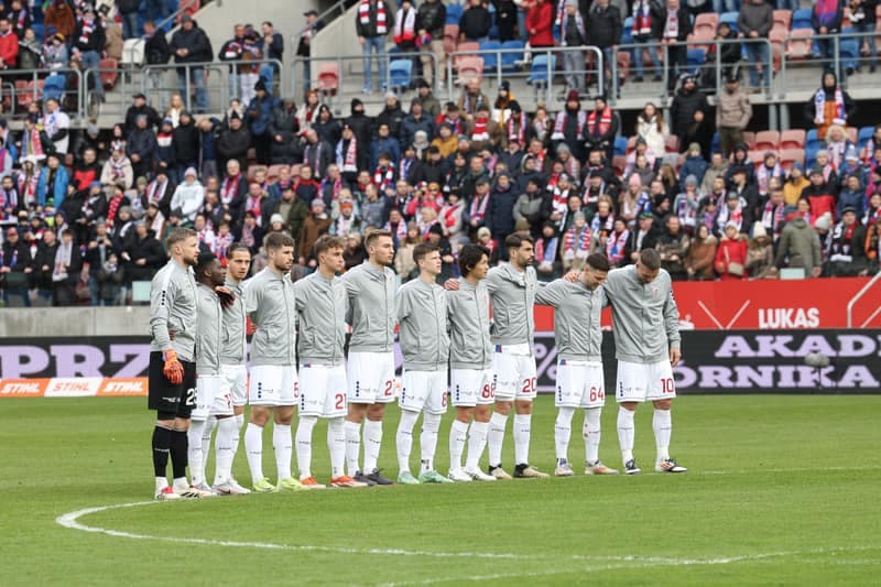 Football. PKO BP Ekstraklasa. Gornik Zabrze - Puszcza Niepolomice. 02.02.2025
