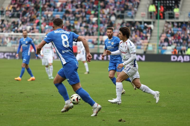 Football. PKO BP Ekstraklasa. Gornik Zabrze - Puszcza Niepolomice. 02.02.2025