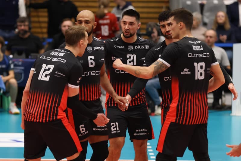 Volleyball. PlusLiga. PGE Projekt Warszawa - Asseco Resovia Rzeszow. 06.11.2025