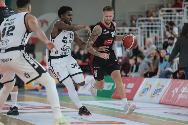Basketball. Orlen Basket Liga. Legia Warszawa - Energa Czarni Slupsk. 19.10.2025