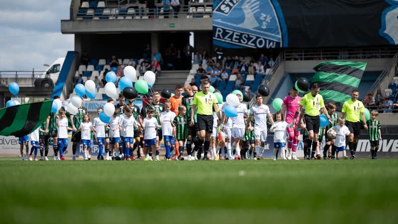 Football. Betclic I liga. Stal Rzeszow - Stal Stalowa Wola. 19.04.2025