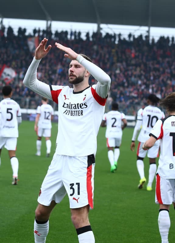 Cremonese Vs Milan - Serie A Enilive 2025/2026