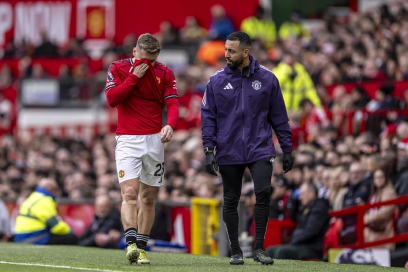 Premier League - Manchester United v Crystal Palace