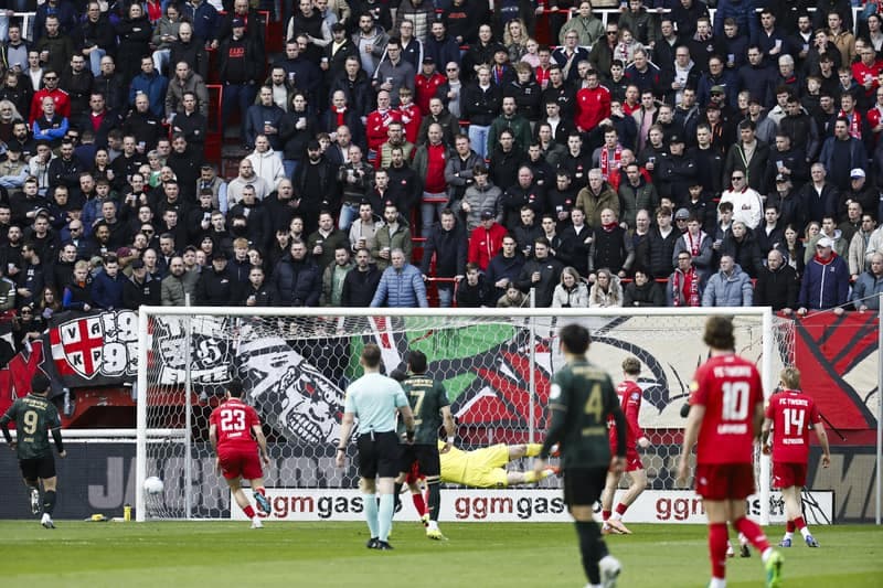Eredivisie 2025-2026 FC Twente v Feyenoord