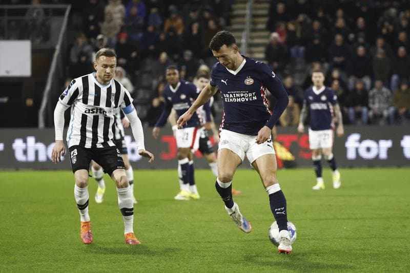 Football. Eredivisie. Heracles Almelo - PSV. 28.02.2026