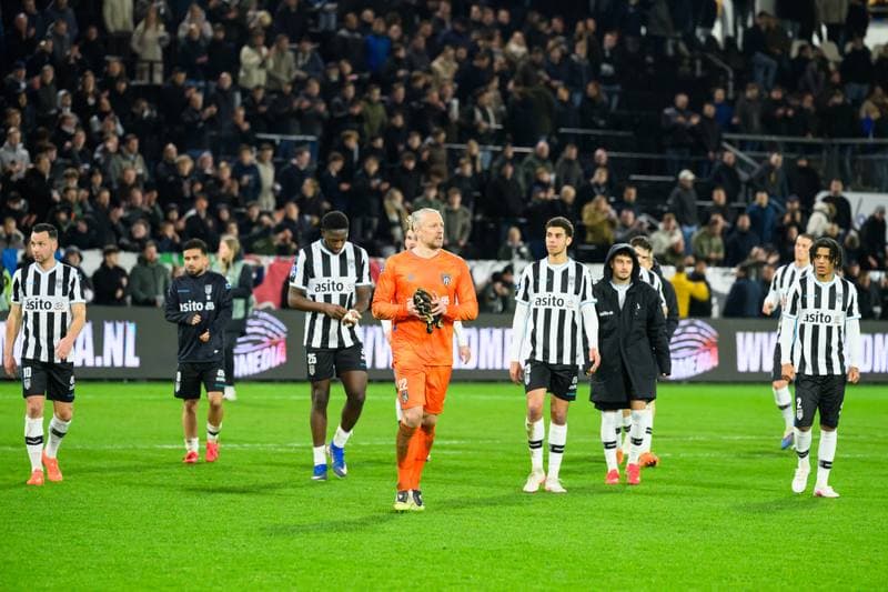 Football. Dutch Eredivisie. Heracles Almelo - PSV. 28.02.2026
