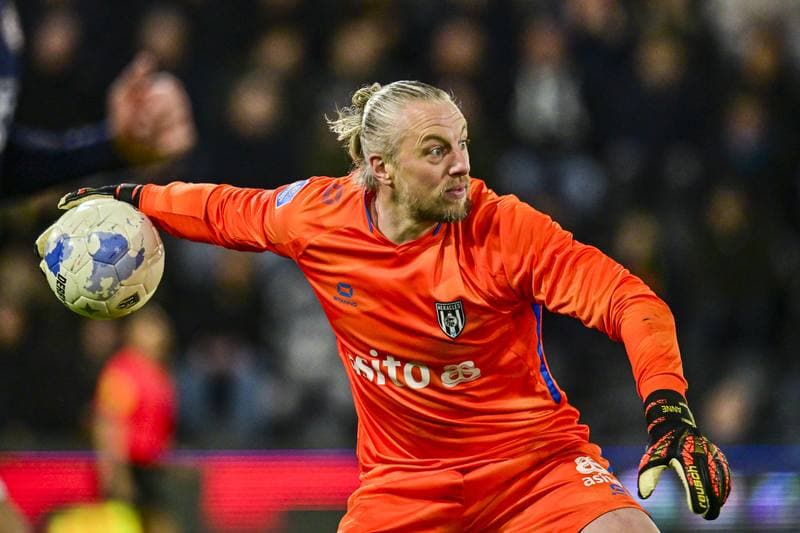 Football. Dutch Eredivisie. Heracles Almelo - PSV. 28.02.2026