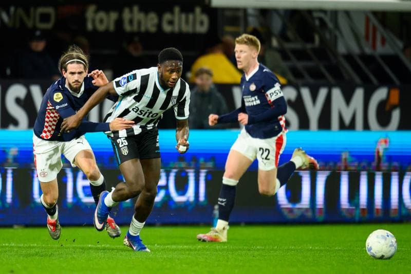 Football. Dutch Eredivisie. Heracles Almelo - PSV. 28.02.2026