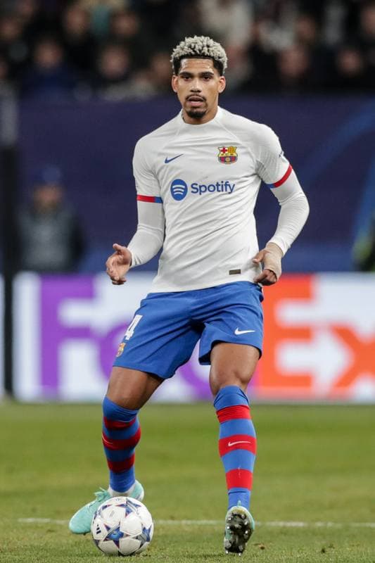 Football. UEFA Champions League. FC Shakhtar Donetsk - FC Barcelona. 07.11.2023