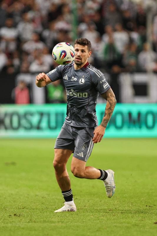 Football. PKO BP Ekstraklasa. Legia Warsaw - Pogon Szczecin. 28.09.2025