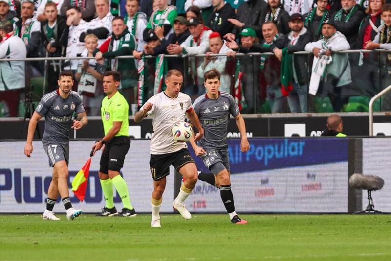 Football. PKO BP Ekstraklasa. Legia Warsaw - Pogon Szczecin. 28.09.2025