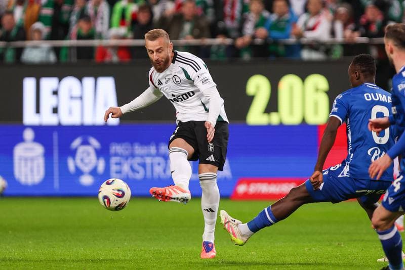 Football. PKO BP Ekstraklasa. Legia Warsaw - Lech Poznan. 26.10.2025