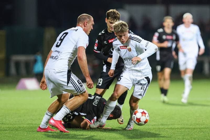 Football. Betclic I Liga. Polonia Warszawa - Polonia Bytom. 25.10.2025