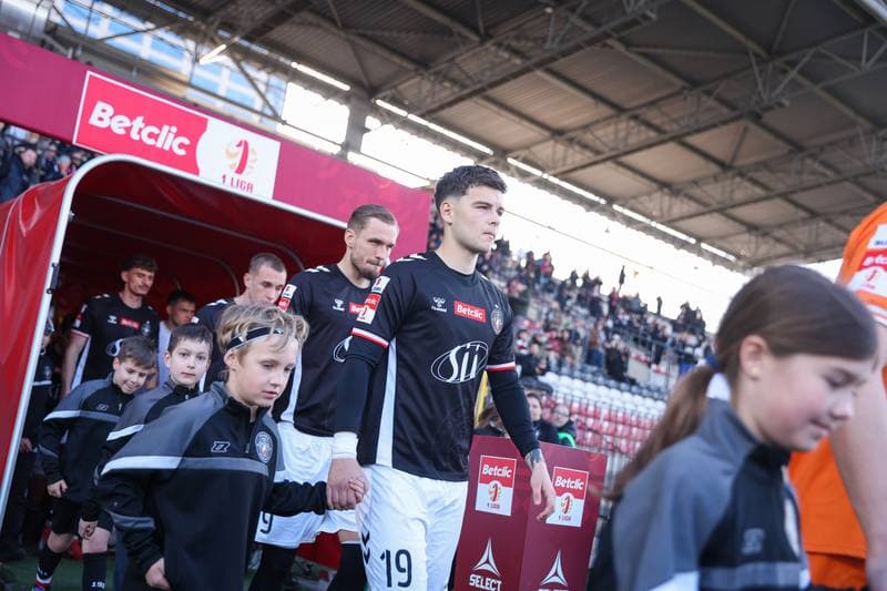 Football. Betclic 1 Liga. Polonia Warszawa - Slask Wroclaw. 10.04.2026