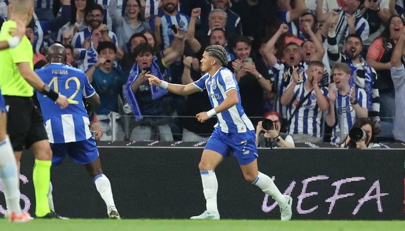 Football. UEFA Europa League. FC Porto - Nottingham Forest. 09.04.2026