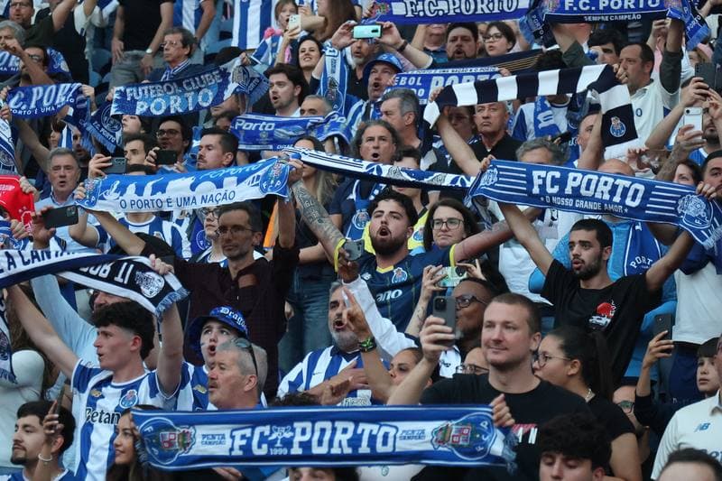 Football. UEFA Europa League. FC Porto - Nottingham Forest. 09.04.2026