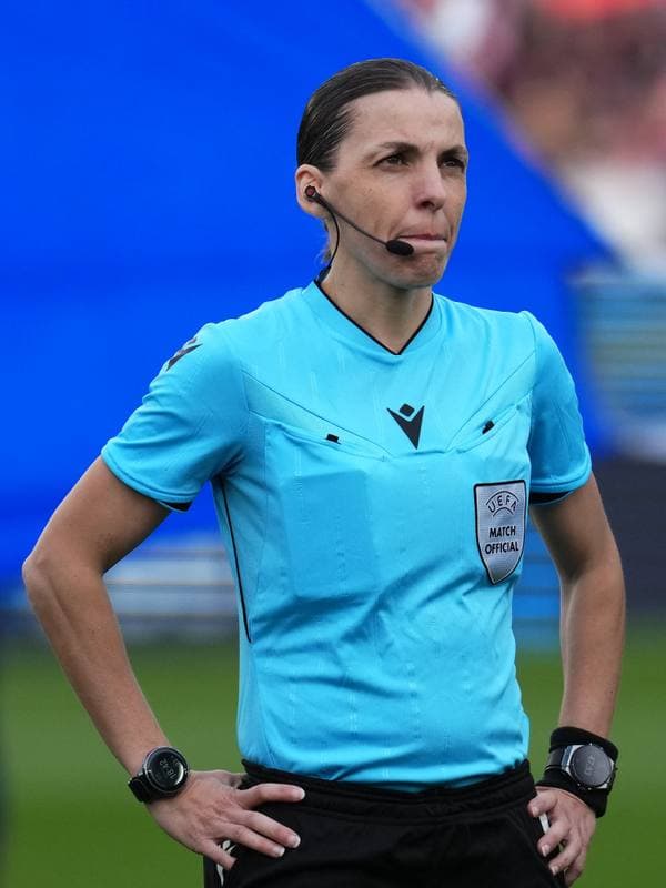 Football. UEFA Women's Champions League. FC Barcelona - Real Madrid. 02.04.2026