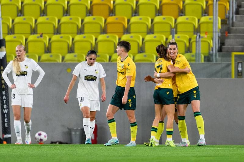 Football. UEFA Women's Europa Cup. Katowice - HAcken. 16.10.2025