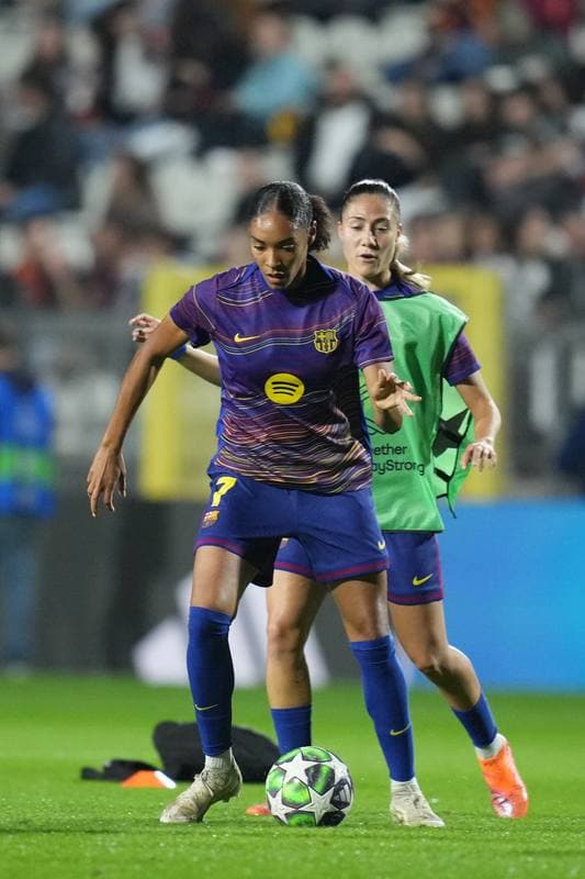 Football. UEFA Women's Champions League. AS Roma - FC Barcelona. 15.10.2025